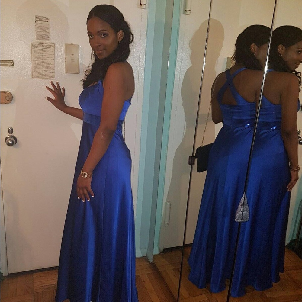Blue dress